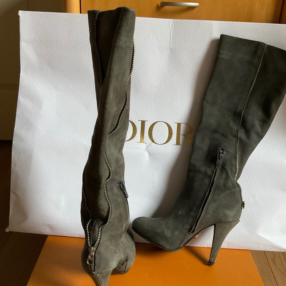 Women’s Vero Cuoio Gray Boots